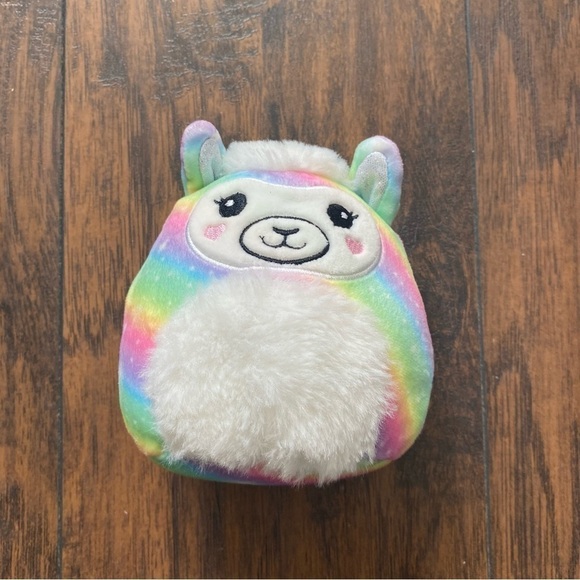 Squishmallows Bailey the Llama - Picture 3 of 6
